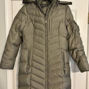 Eddie Bauer Women's Pewter Puffer Jacket